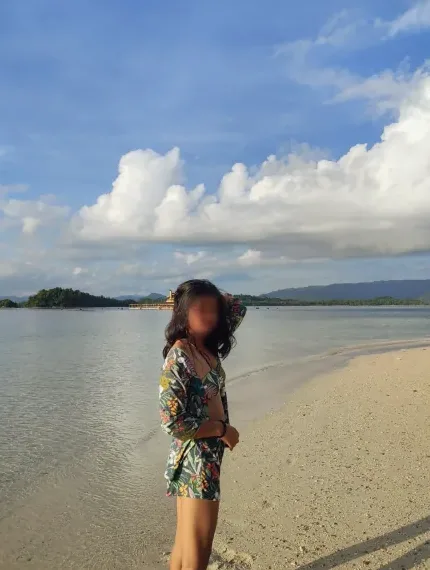 Agnes, 26