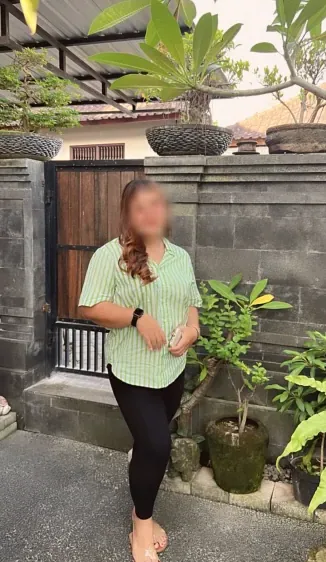 Camilla, 39