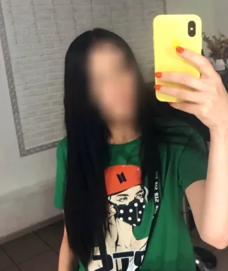 Selma, 35